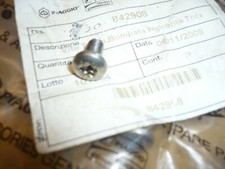 vis echappement m5x10 Aprilia