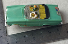 Ancienne voiture pour circuit