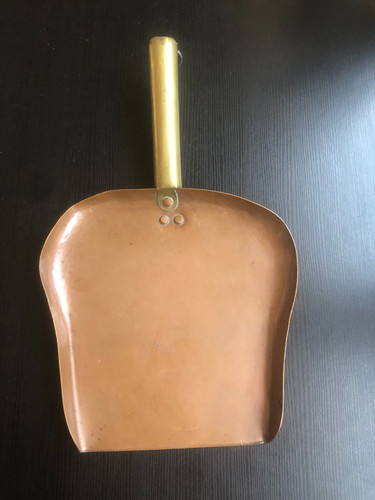 Jolie pelle cuivre manche - jolie,