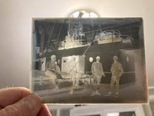 photo sur plaque de verre « Soldat Marin En Pause »