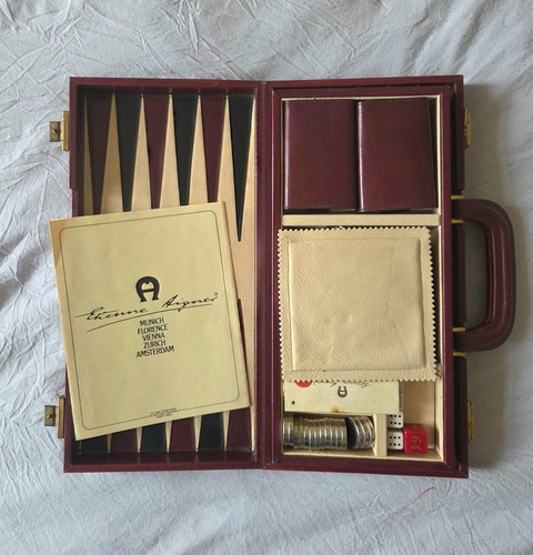 Jeu échec backgammon - d'échec,