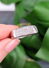 Bague bandeau en or blanc avec