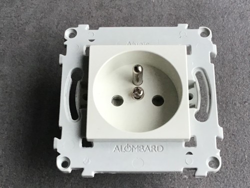 Prise 16a alombard serie - 16a,