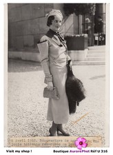 MODE FEMME 1933, TOILETTE AUX