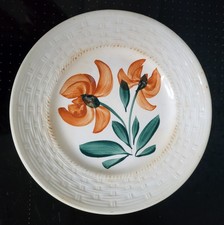 Assiette  ancienne Faiencerie Bouvelle  diamètre 18 cm bon état