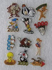 lot de 12 pin's 2000 tex avery , looney tunes (demons & merveilles), disney , BD
