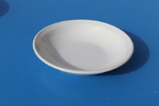 ASSIETTE ,PLAT  EN PORCELAINE