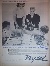 PUBLICITÉ 1962 NICOLAS A GACHÉ CETTE NAPPE IMPOSSIBLE C'EST UNE NAPPE NYDEL