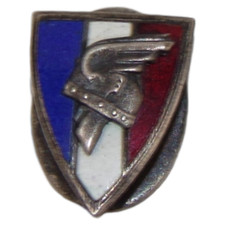 Insigne boutonnière LFC Légion Française des Combattants Vichy français WW2