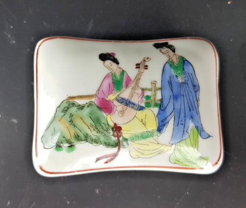 Boîte pilules déco et - boîte, a