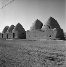 HOMS c. 1960 -  Maisons de Bédouins en Torchis - Négatif 6 x 6 - SYRIE 34