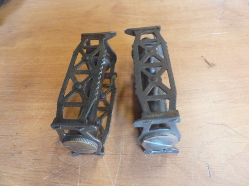 Ancien vélo course - , pédales