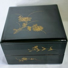 Ancien urushi "chinkin" doré