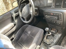 opel vectra pour pieces turbo HS voiture complete moteur OK