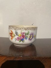 porcelaine meissen Saxe Sèvres ?? Décors Fleurs