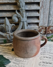 ANCIEN POT   EN GRES TERRE