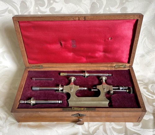 Ancien tour pivoter horloger - ancien,
