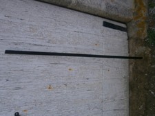 baguette avant gauche noire