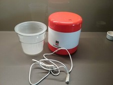 Fromagère SEB en excellent état  de fonctionnement avec notice Imprimé. 