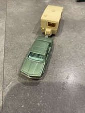 Majorette n°256, BMW 733 verte, 1/60 + Caravane Lovely 400