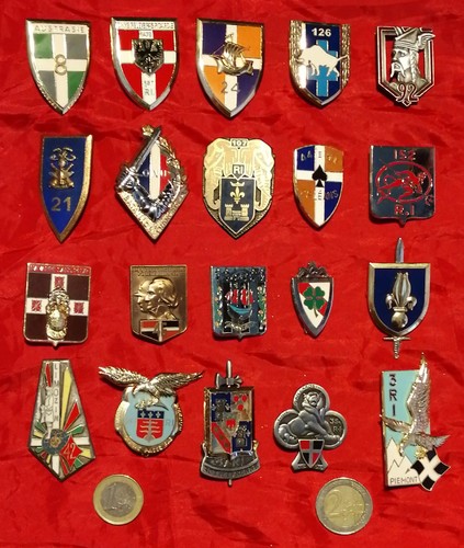 Insignes militaires - militaires, de