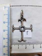 CROIX  PENDENTIF ORIGINAL EN