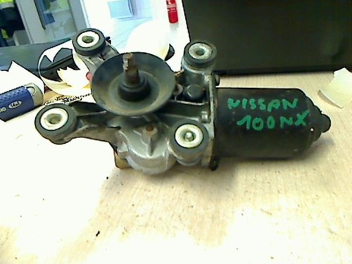 Moteur essuie glace avant
