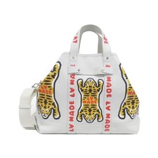 Authentic louis vuitton - louis, lv