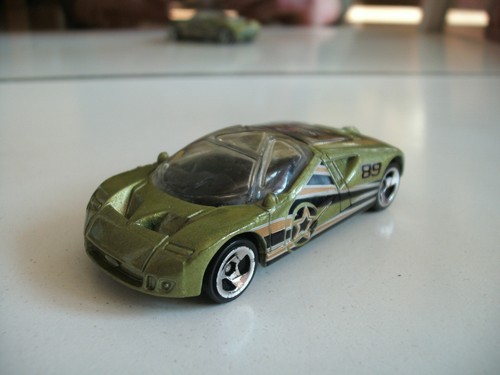 Hotwheels ford in - ford, gt