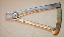 Outil Seillier - compas mesureur d‘écartement d’horloger ref ACH23MES001