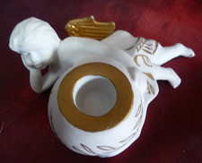 BOUGEOIR  ANGE EN PORCELAINE