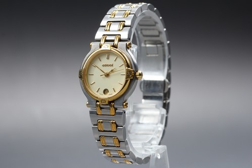 Presque comme neuve montre - [presque,