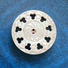 Rare ancien bouton en nacre