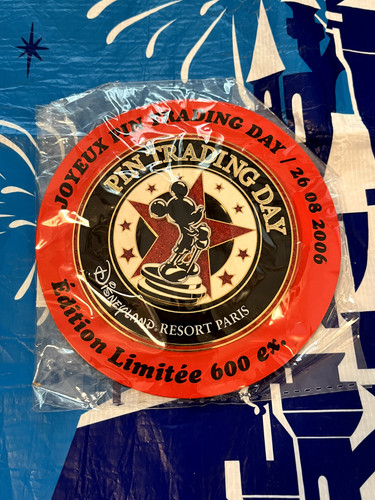 Dlp jumbo pin trading - dlp,