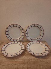 4 assiettes dessert/ salade