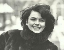 mireille mathieu photo 18x24 cm SUBLIME années 80 TRES RARE !!!! Cheveux au vent