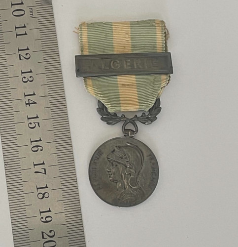 Collection militaria ancienne - militaria,
