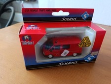 SOLIDO TONER GAM I (2138) -- RENAULT TRAFIC AMBULANCE -- NEUF BOITE. 
