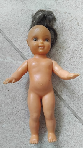 Petite poupée microbe - , de