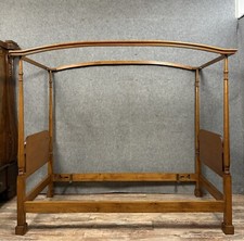Smith & Watson Mint New York : Lit a baldaquin en bois massif vers 1950