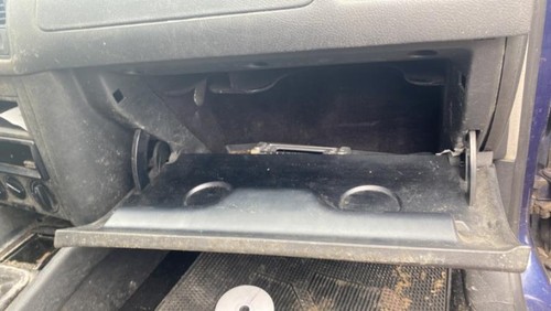Boite gants volkswagen golf - gants,