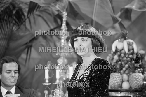 Mireille mathieu exclusive - mireille,