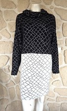 Robe pull noire et blanche marque Mat Fashion (jr)