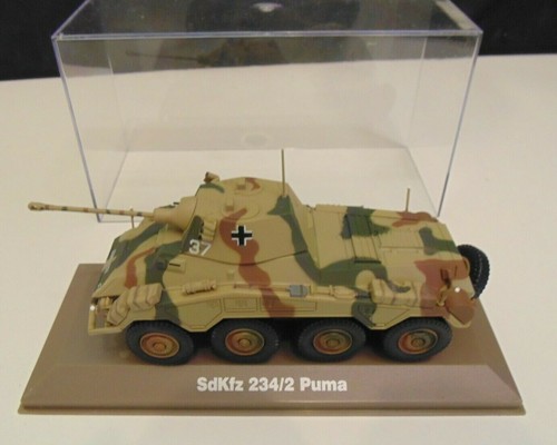 Vehicule miniature militaire