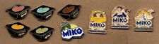 lot de 9 pin's alimentation / Miko (produits laitiers) tous différents