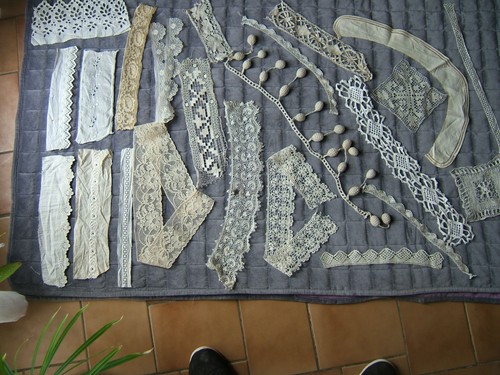 Lot chutes dentelles - de,