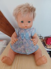 poupon Famosa têteur buveur 40cm, 1989, pour le bain, Nenuco? habillage
