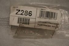 Vitrage Panneau Porte-Nom GIVI