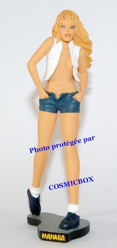 Manara figurine résine - pin, up