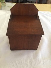 Ancienne boite a sel en bois